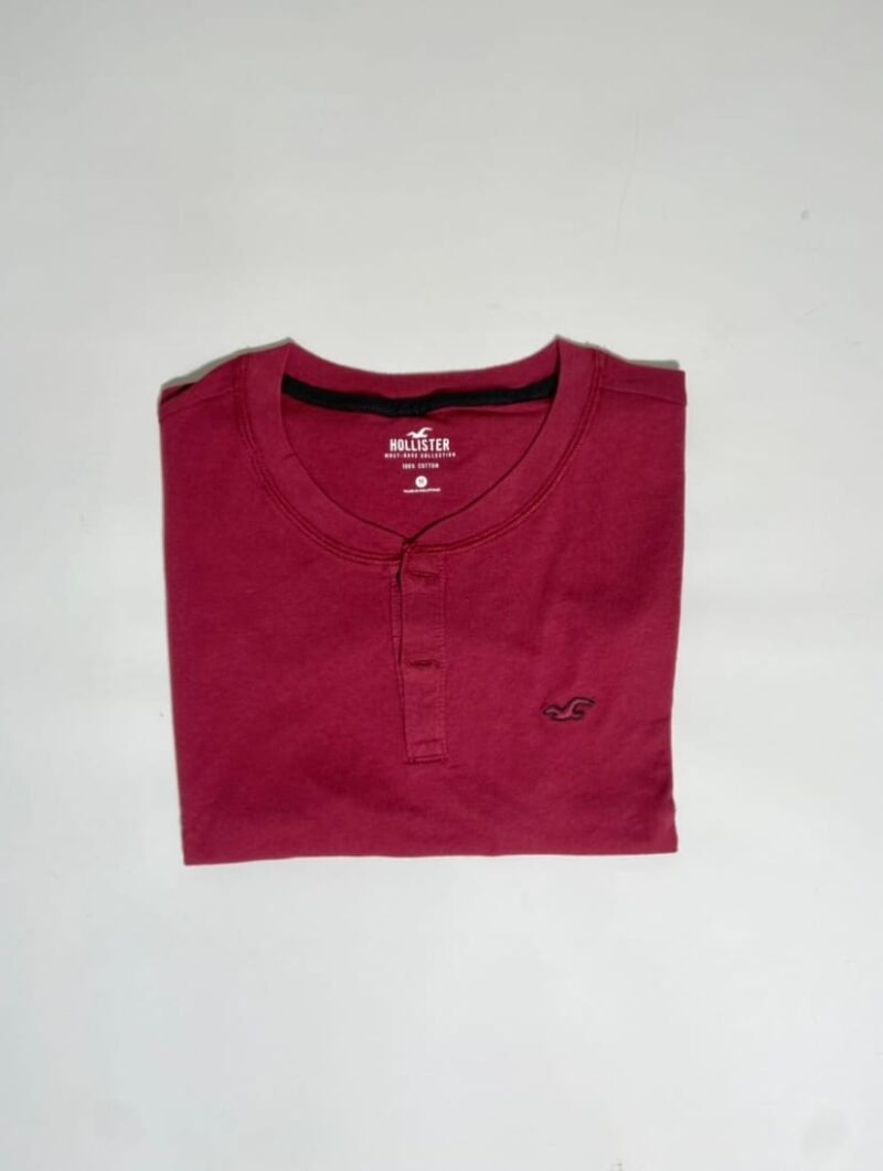 Camiseta lisa con botones