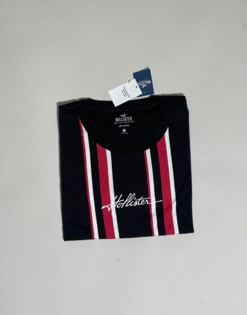 Camiseta lisa con rayas verticales