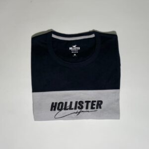 Camiseta con logo bordado