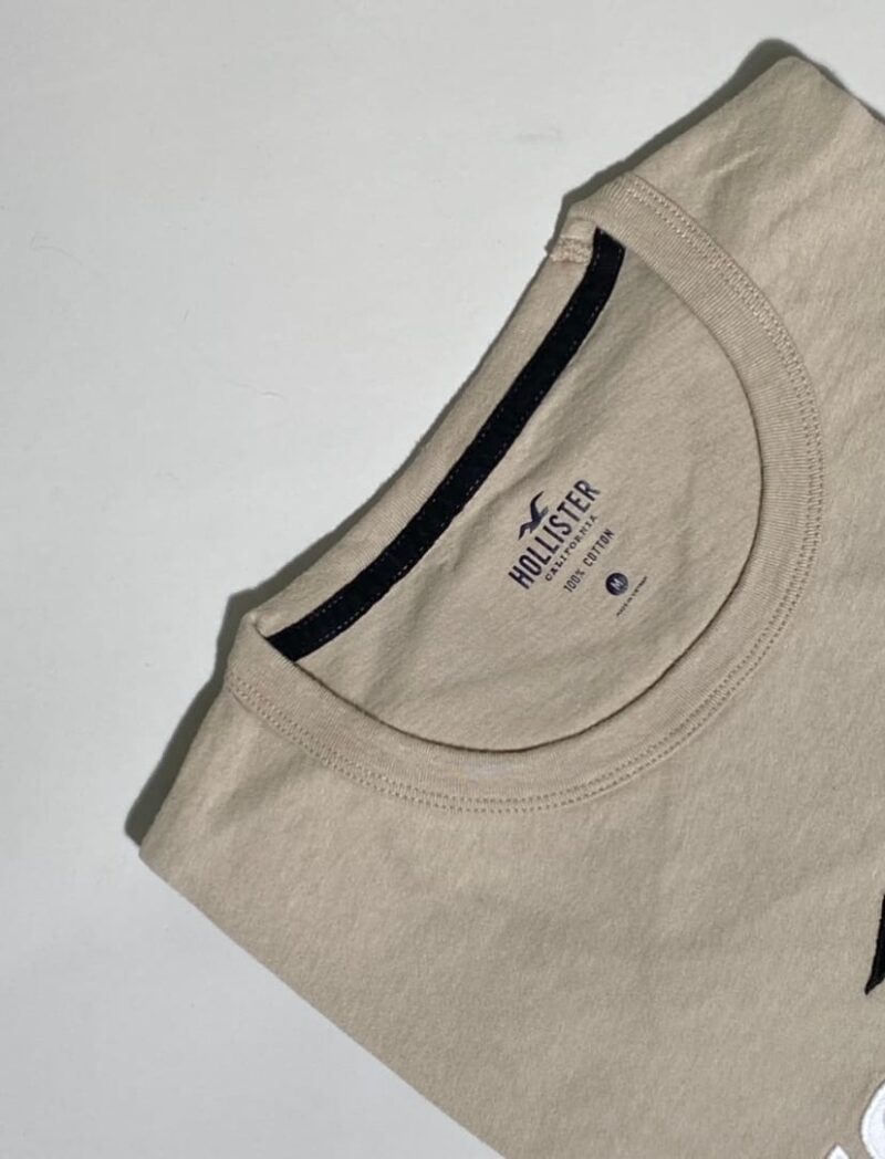 Camiseta lisa bordado