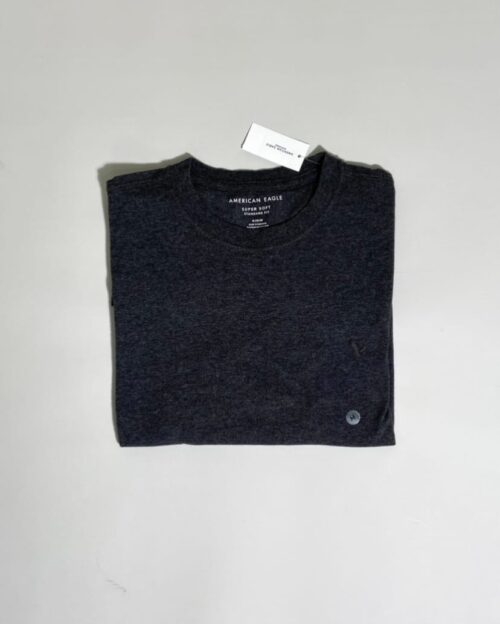 Camiseta lisa con logo