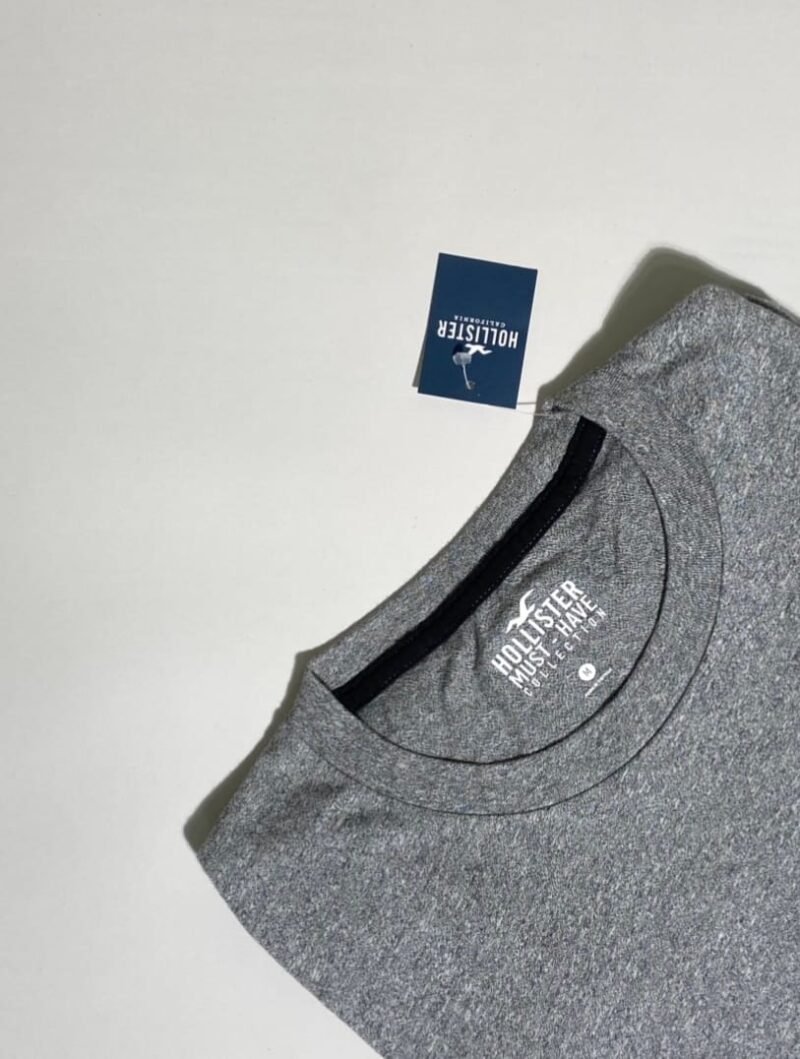 Camiseta lisa con logo