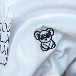 Icon Bordado Blanco Clásica Premium Oversized Koala